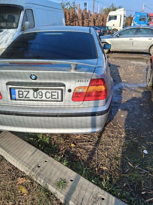 Vând BMW e 46 benzina