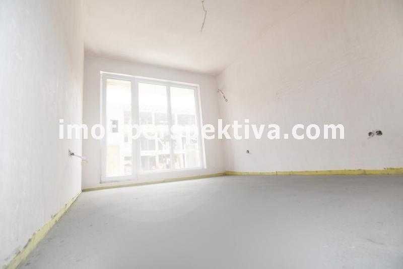 Продава се Тристаен апартамент в Пловдив, Кючук Париж - 99 кв.м за 1061 €/кв.м - Снимка #1