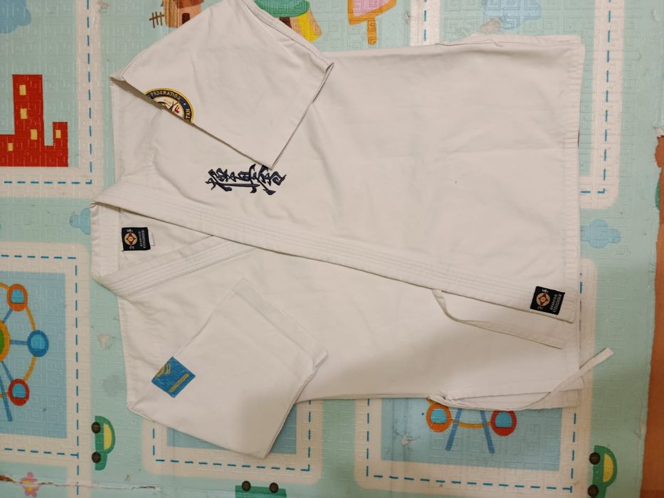 Продам кимано для каратэ