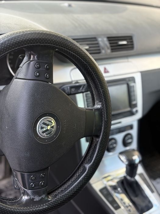 VOLKSWAGEN Passat 2010 — imagine 5