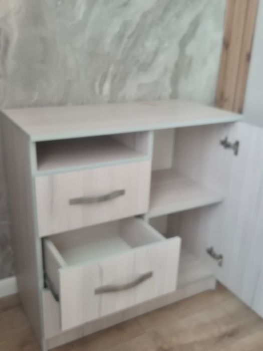 Продам комот для спальни