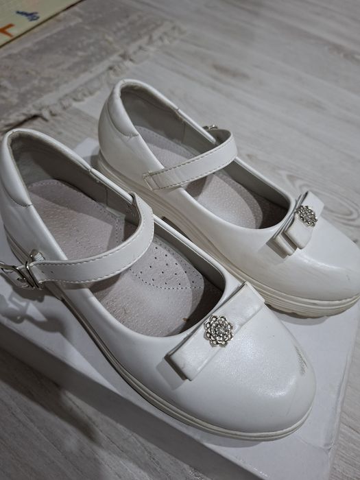 Аяқ киімдер 34,35,36р, 1500т