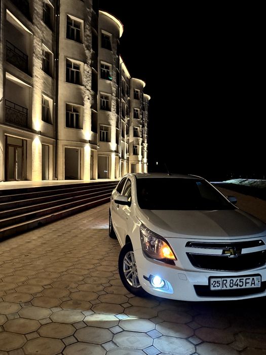 2020-yil 404000km Kraska kapot Ong krilo Ong eshik xadavoy yaxshi