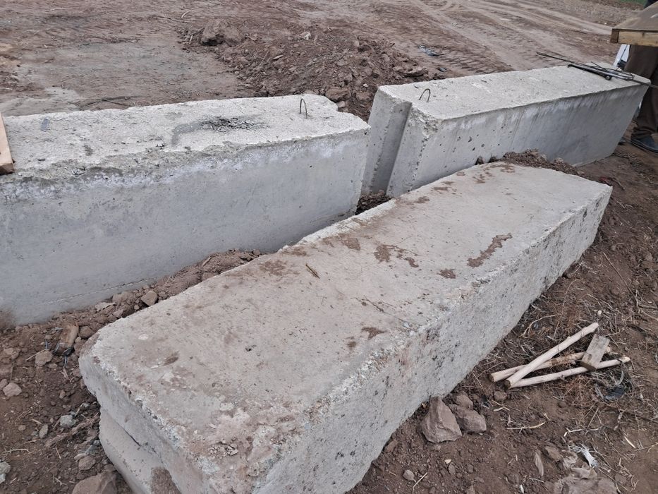 Блок сотилади  20 дона 370мингдан