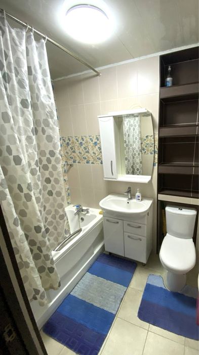 Часы. квартира люкс час 2000