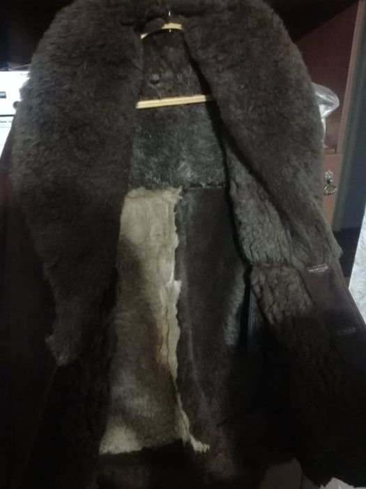 Тулуп из овчинны.