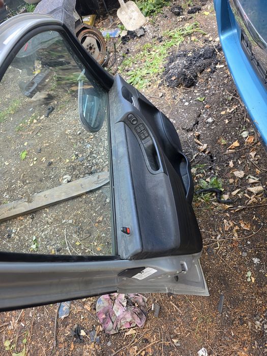 Врати за Opel Zafira A