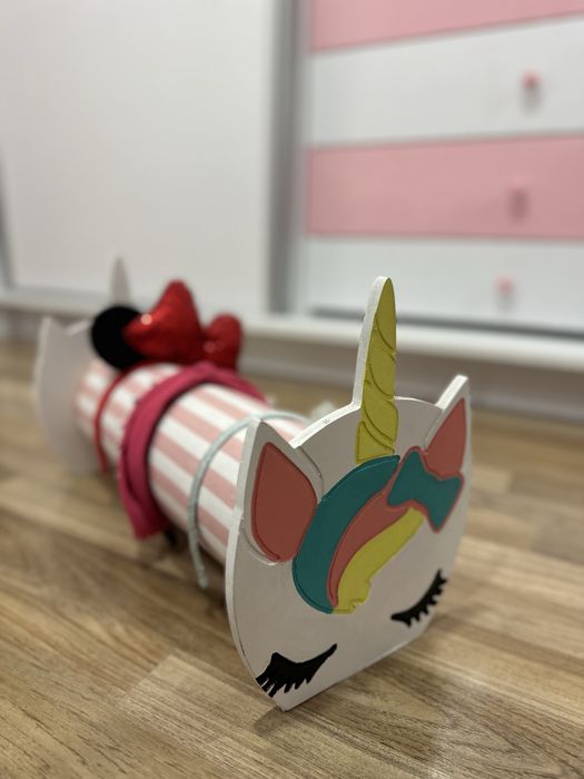 Поставка за диадеми