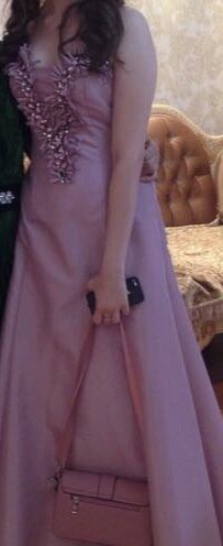 Продается платье.