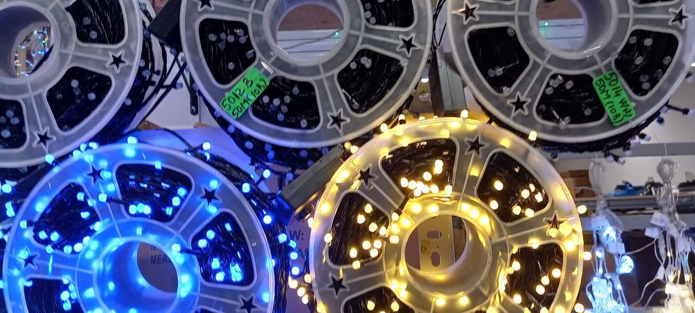 Instalatie led tip rola, 100m, jocuri lumini, culori si tipuri leduri.