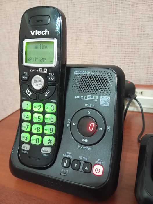 Продам радиотелефон VTECH две трубки на один телефонный номер.