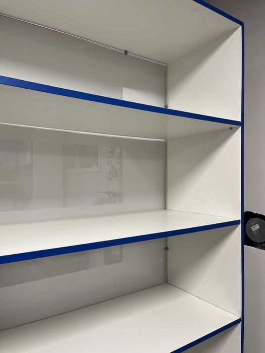 Продам оборудование (шкафы)