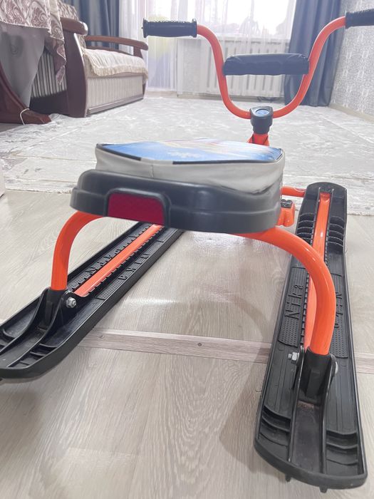 Продаю сани