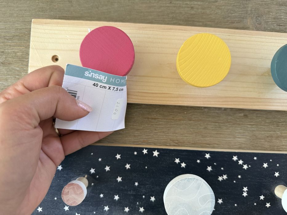 Sinsay комплект 2бр стенен рафт и 3бр закачалки