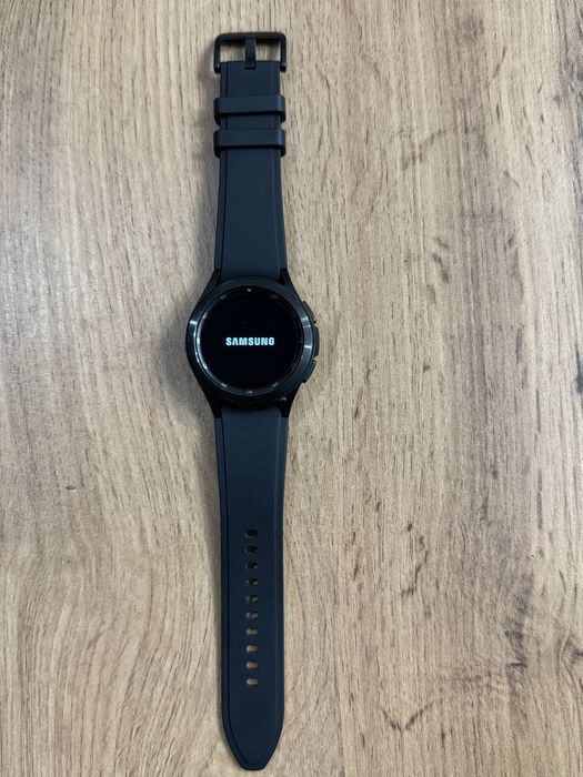 Samsung Watch 4 Classic 42mm LTE Ideal pt elevi