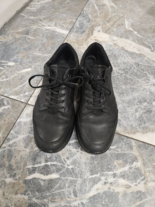 Обувки ECCO естествена ,кожа