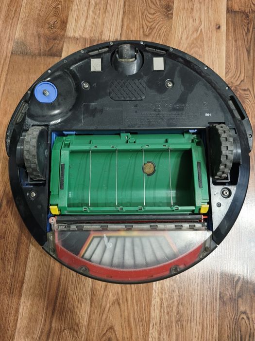 Irobot Roomba 561 на детали