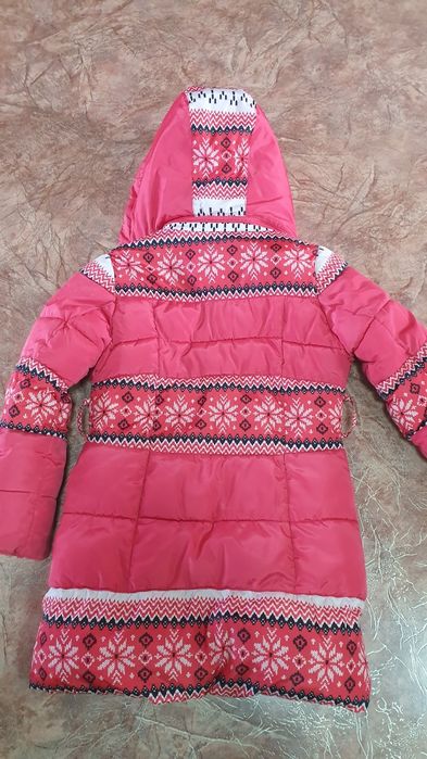 Продаются курточки для девочки.