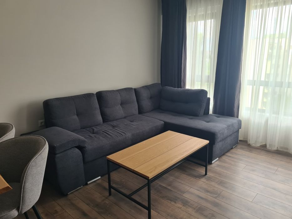 Дава се под наем Тристаен апартамент в Пловдив, Младежки Хълм - 105 кв.м за 612 € - Снимка #2