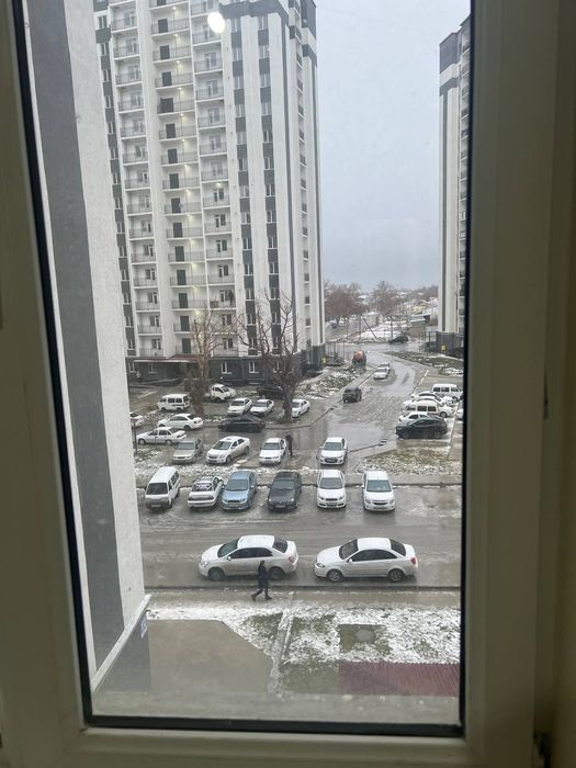 Срочно продаётся 3 комната 68м² на 6 этаже лифт имеется Айрапорт