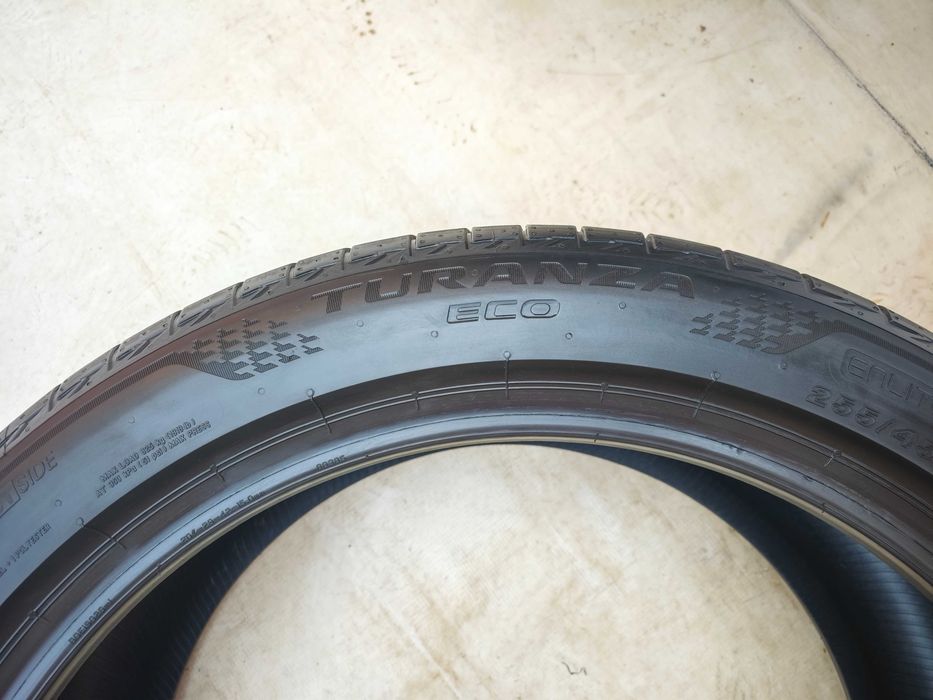 Anvelope 255/45/20 an 2024 vara BRIDGESTONE TURANZA ECO