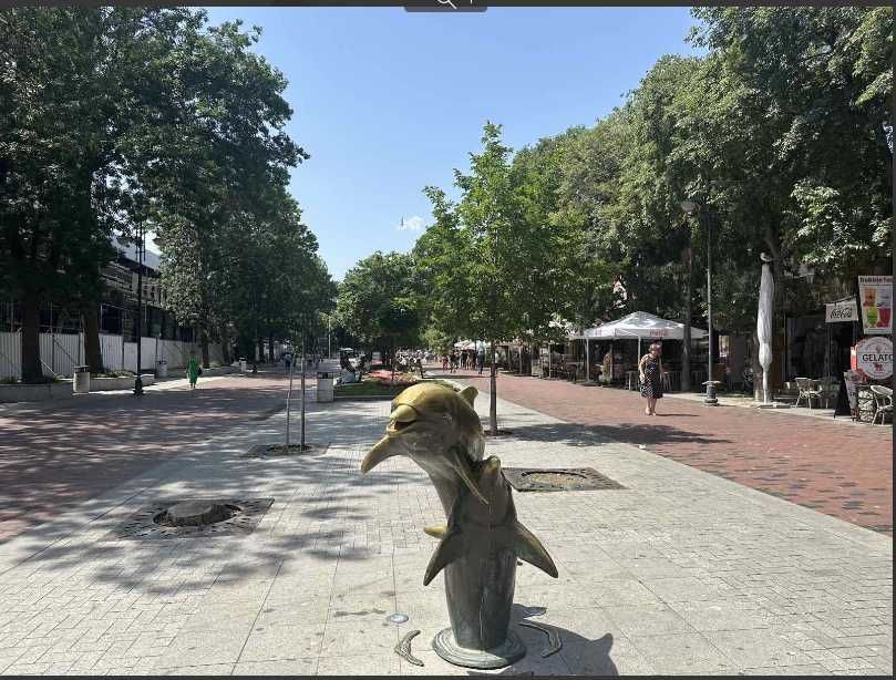 Дава се под наем Офис в Варна, Център - 18 кв.м за 382.5 € - Снимка #1