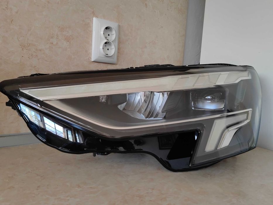 Фар Audi A3 S3 8Y LED ляв / Фар Ауди А3 С3 Оригинален
