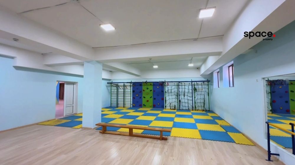 Здание под  Школу, Клинику, Университет,Частный сад и др на м.Пушкино