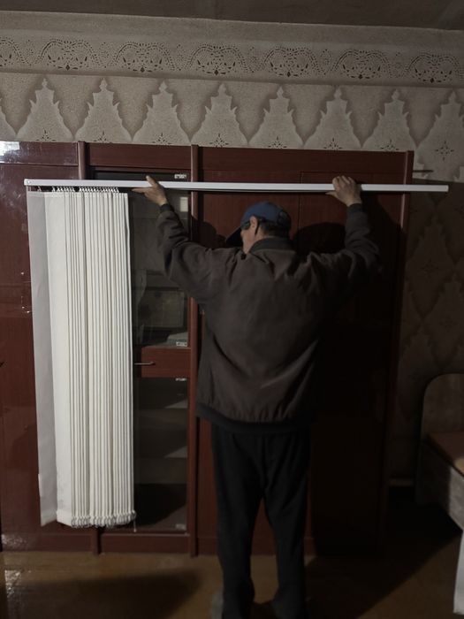 Жалюзи 2 штуки продам