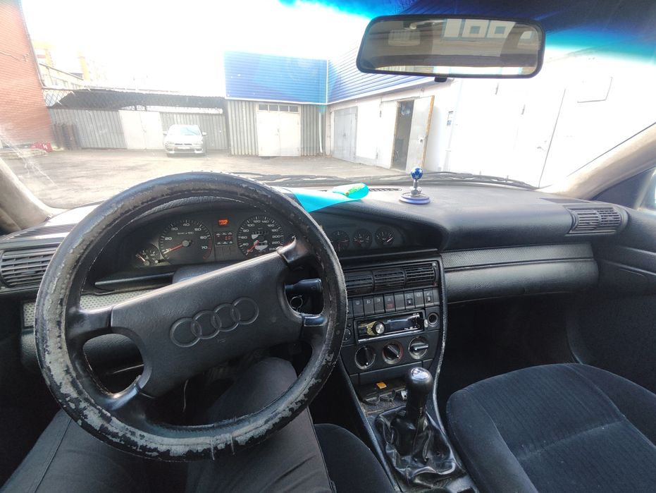 Продам Audi 100 C4