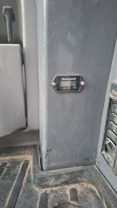 Miniexcavator TAKEUCHI TB235, 3,6T, 1100 ORE, 2019