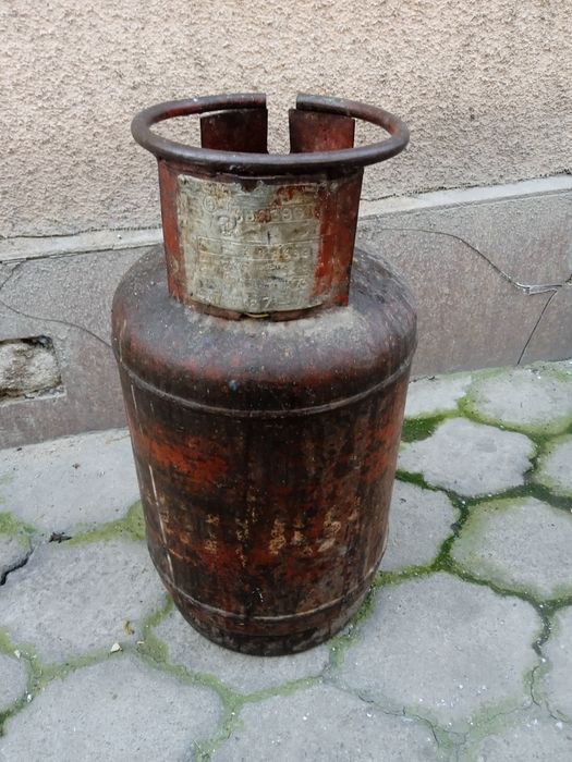 Продам маленький газ балон