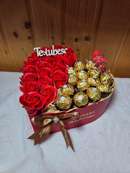 Buchete/Aranjamente din trandafiri de sapun