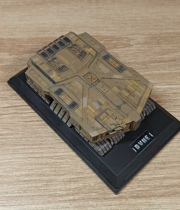 Макет на Spice Harvester от филма DUNE