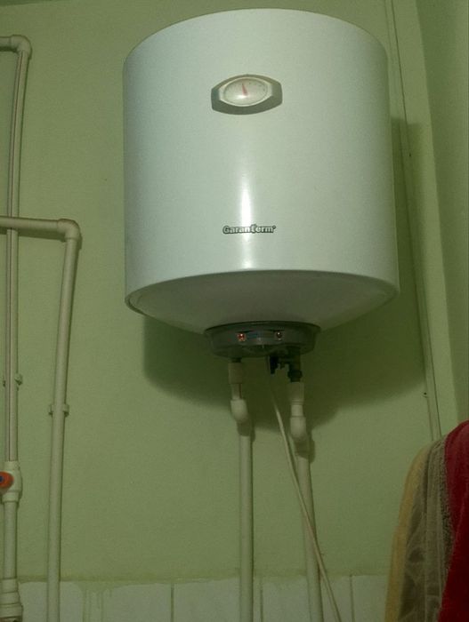 Uy sotiladi 2 xonali