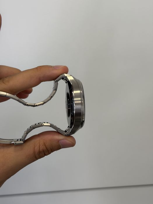 Перфектен Huawei Watch 4 PRO