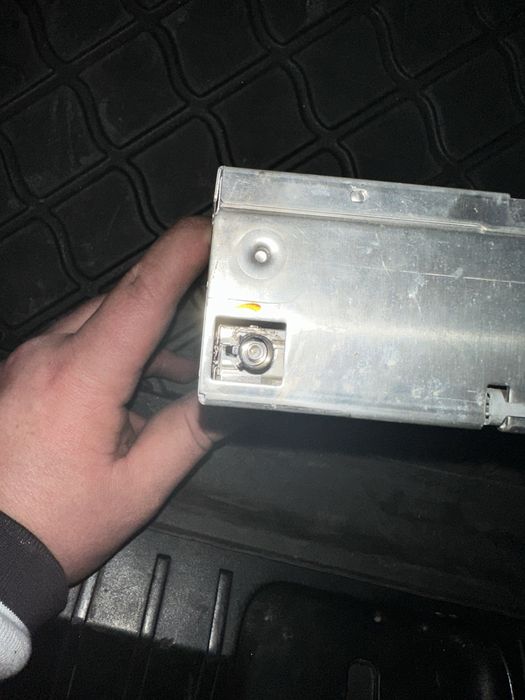 Монитор за бмв е46 от оригинална навигация и модул бм54 рециклиран