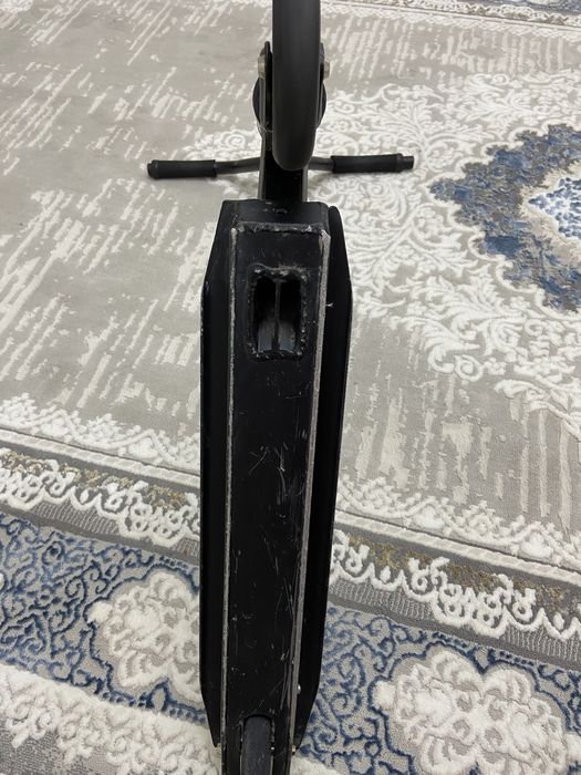 Продам трюковой самокат  б/у