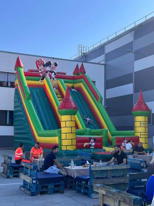 Închirieri topogane gonflabile tobogane carusel