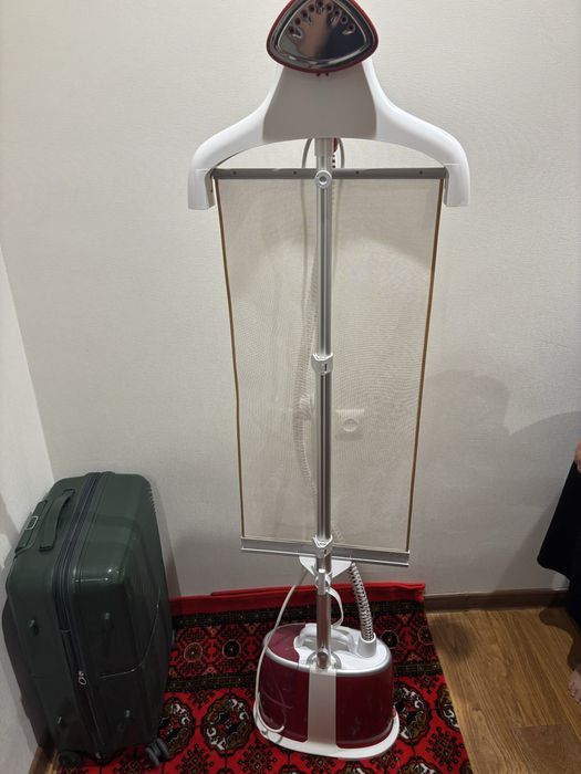 Паровой утюг новый