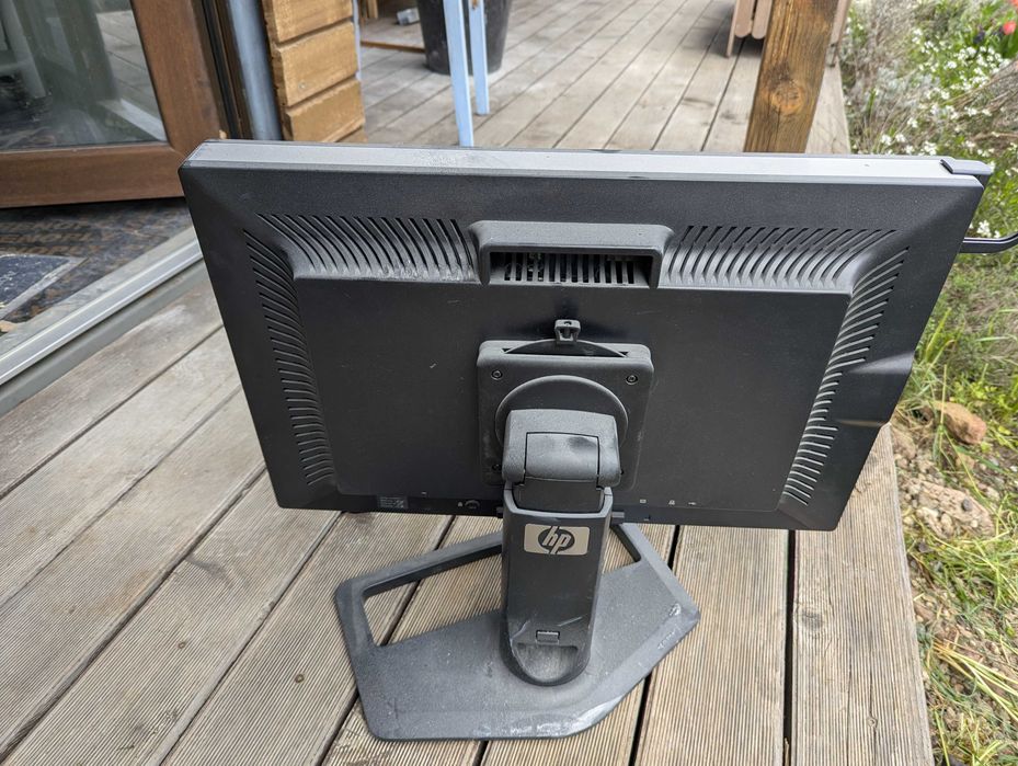 Монитор HP ZR24w 24"
