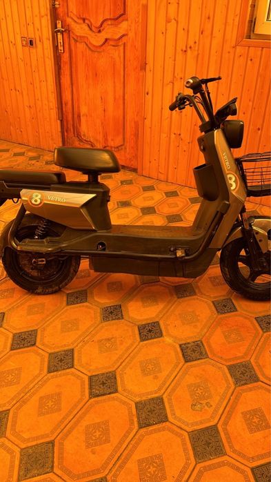 Электроскутер в отличном состоянии