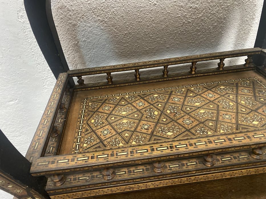 Сирия Damascus инкрустирана маса седеф мозайка 1920 помощна мадичка