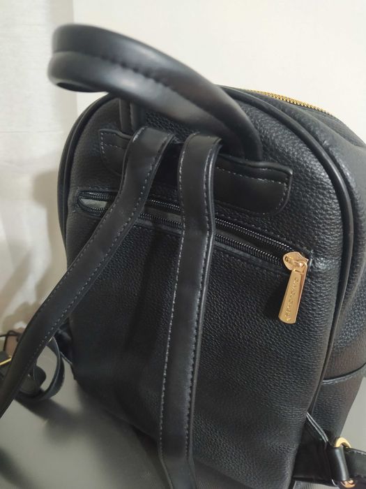 Продавам раничка