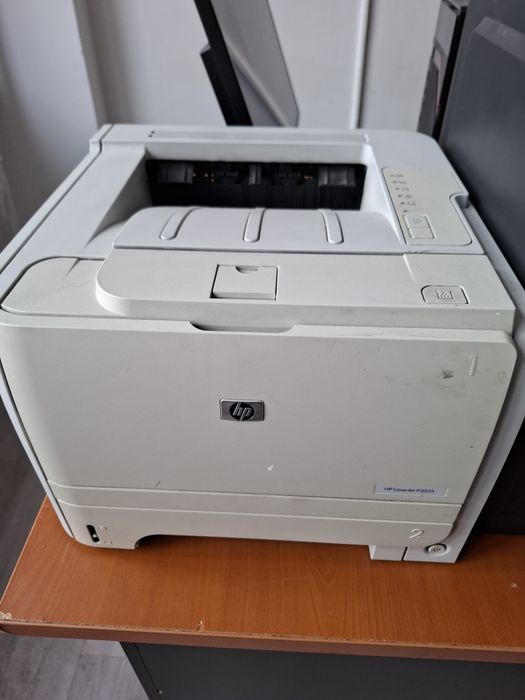 Принтер HP laser jet p2035