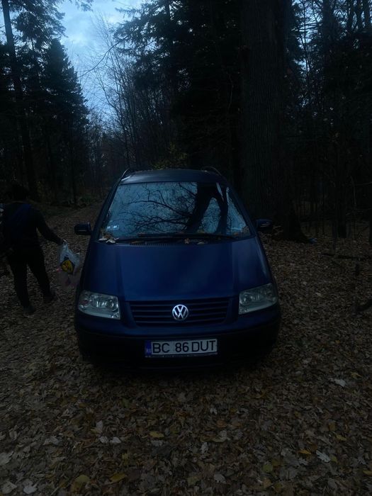 Vând sharan 1.9 116cp