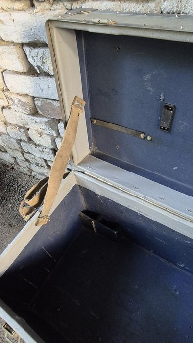 Антикварный советский сундук кинооператора.