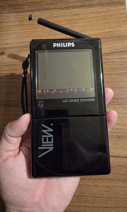 Philips Lcd Colour Television Portable 3LC1000/10R Televizor De Buzunar Portabil