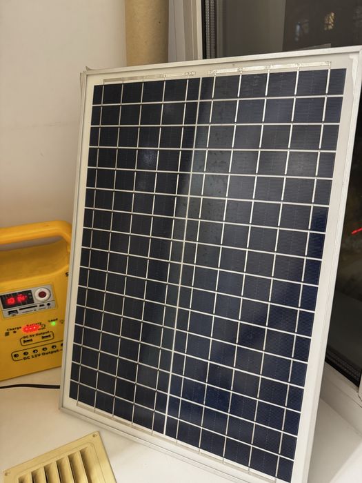 Солнечная панель и аккумулятор