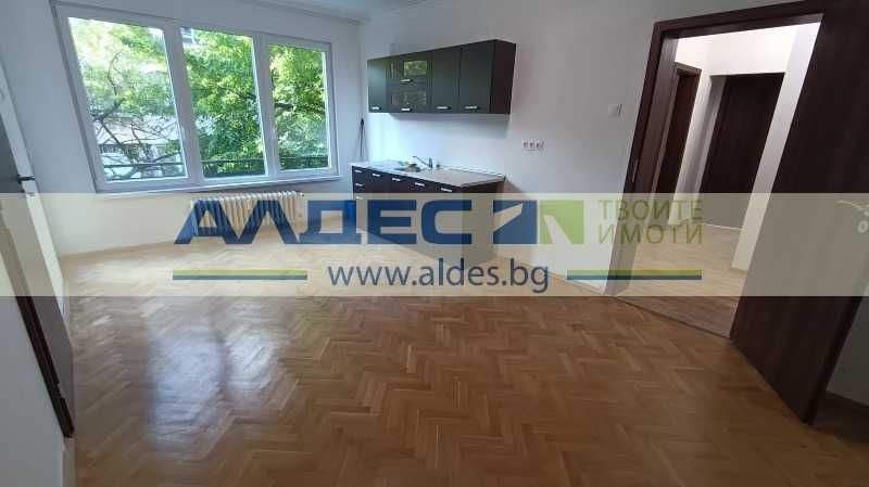 Продава се Тристаен апартамент в София, Медицинска академия - 112 кв.м за 2965 €/кв.м - Снимка #9